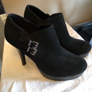 Black suede heels